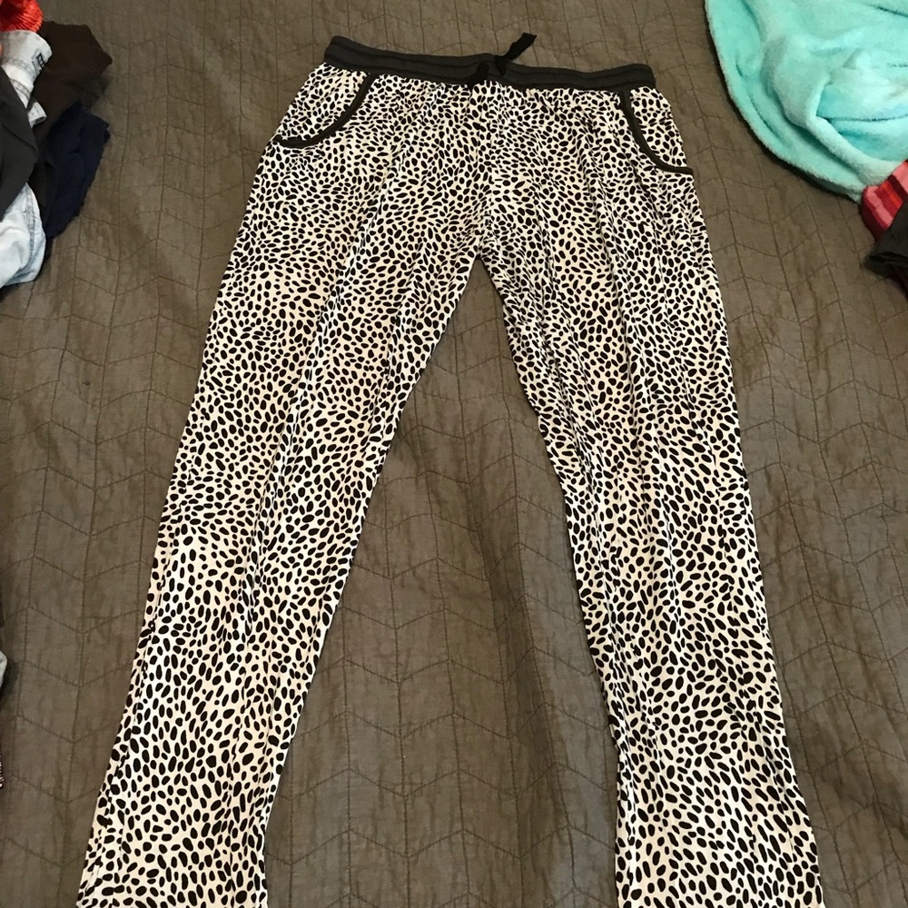 Vera Wang pajama set
